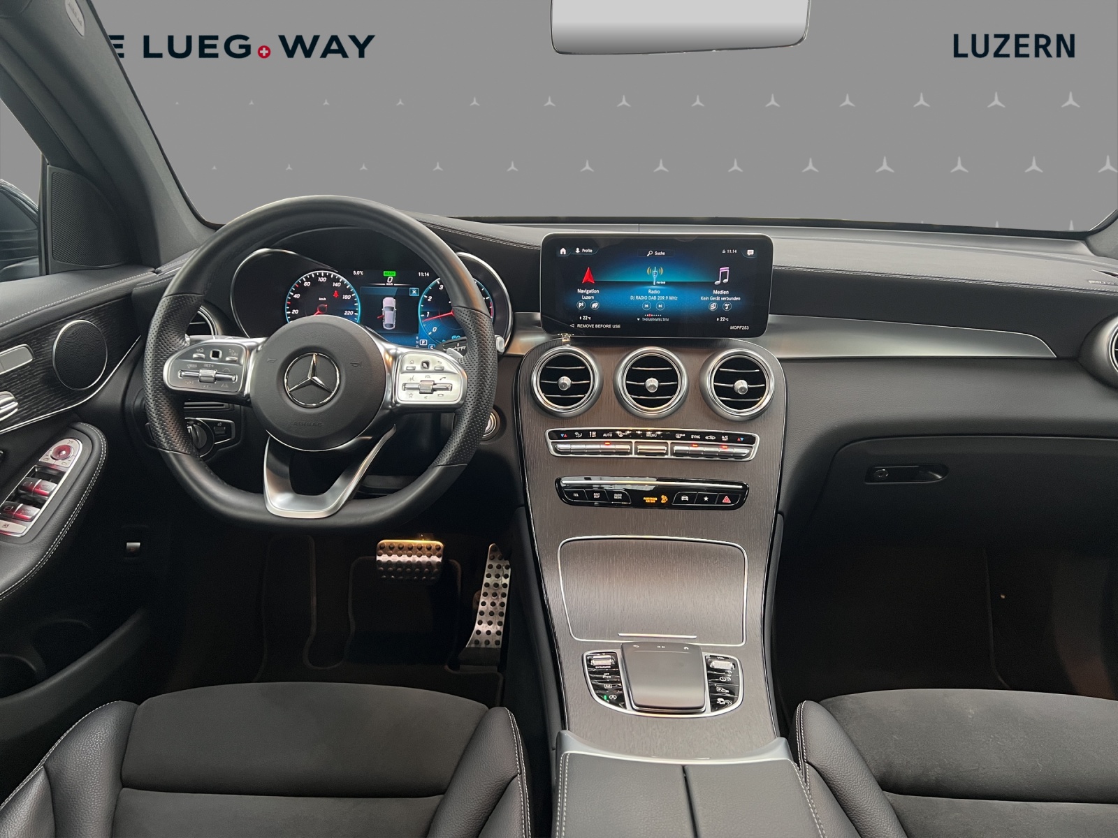 MERCEDES-BENZ GLC Coupé 200 AMG Line 4Matic 9G-Tronic - 13