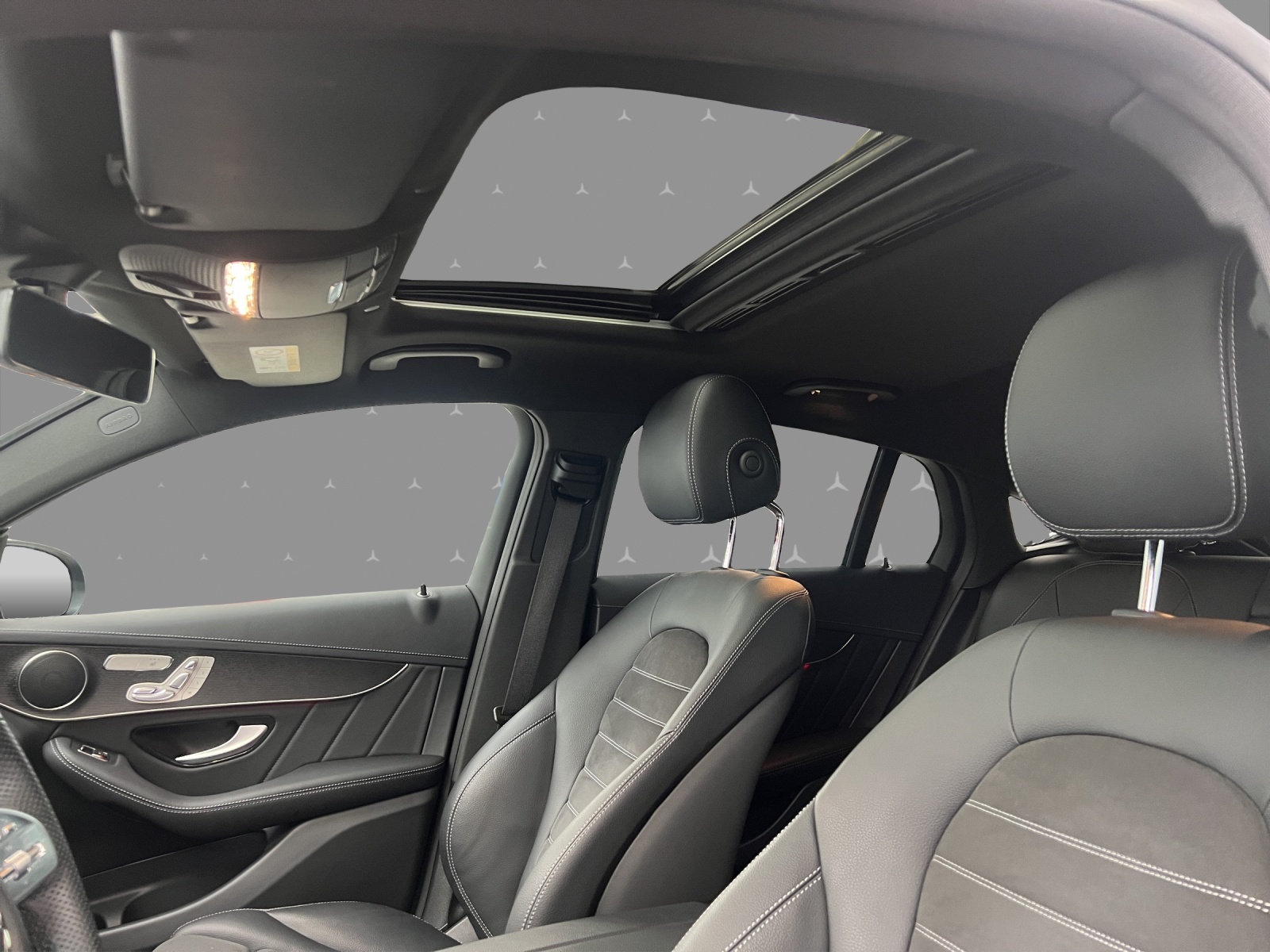 MERCEDES-BENZ GLC Coupé 200 AMG Line 4Matic 9G-Tronic - 11