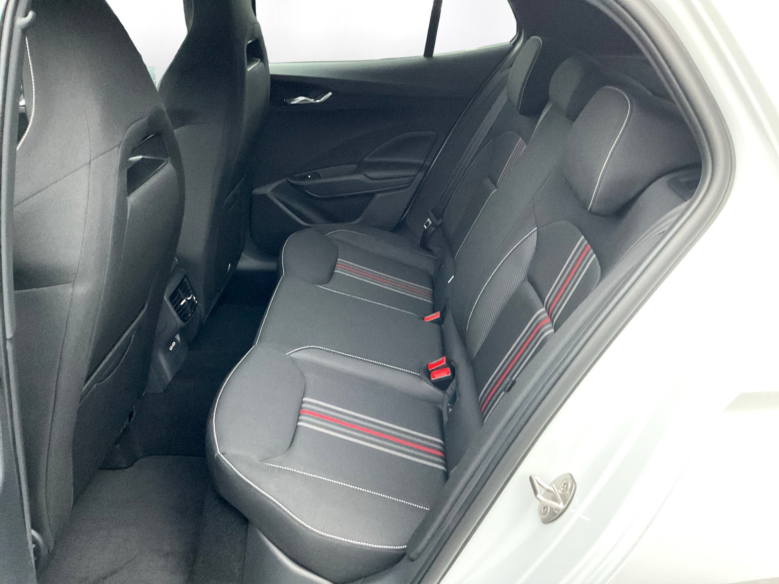 SKODA Fabia 1.5 TSI Monte Carlo DSG - 11