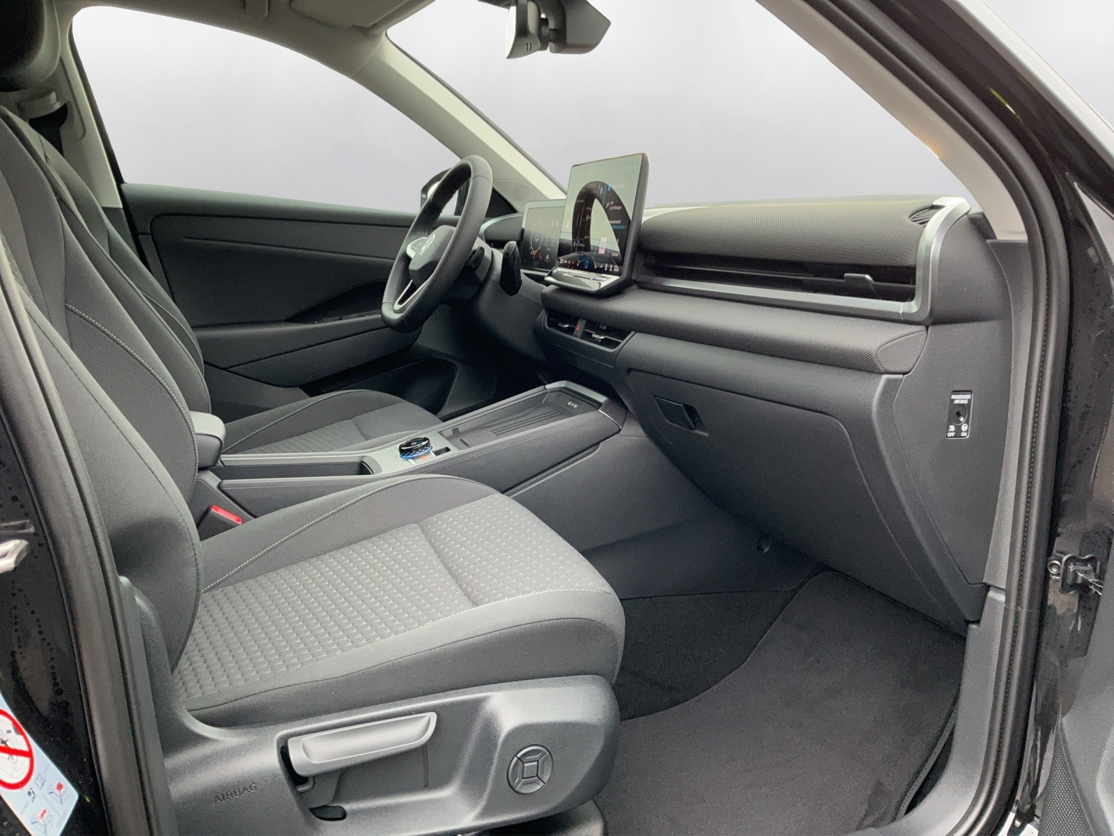 VW T-Roc 1.5 eTSI mHEV Life DSG - 14