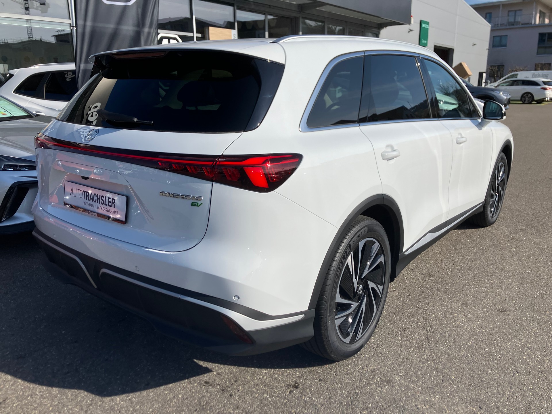 MG S6 EV 77kWh Luxury AWD - 4