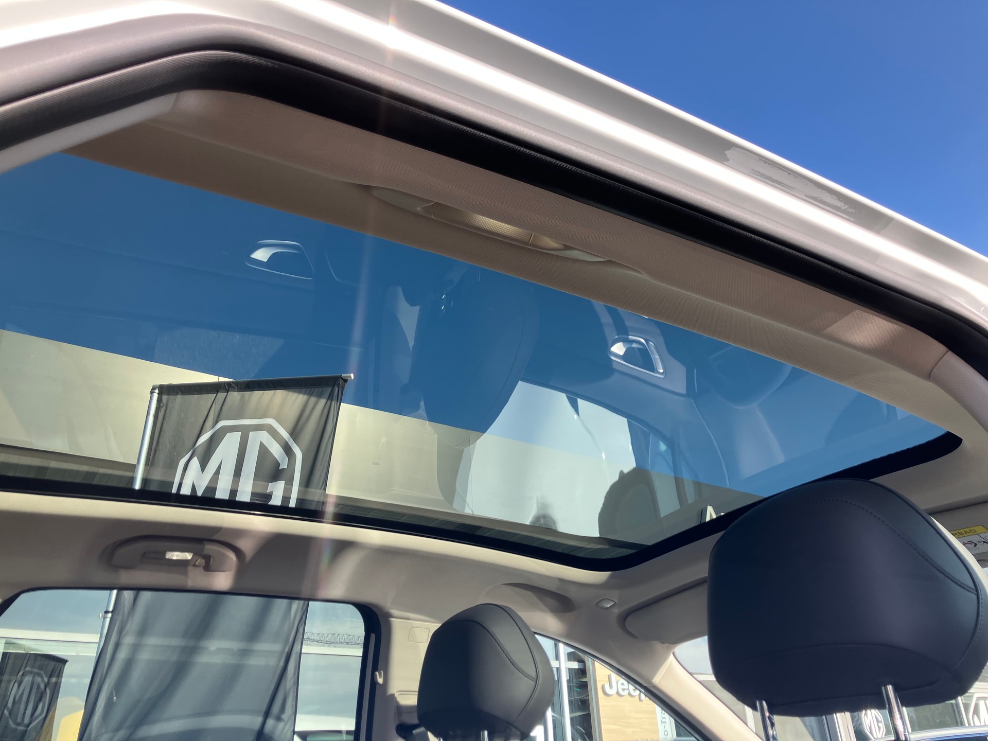 MG S6 EV 77kWh Luxury AWD - 5