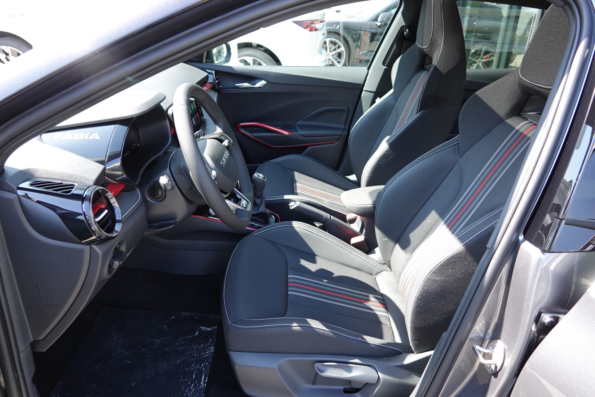 SKODA Fabia 1.0 TSI Monte Carlo - 14