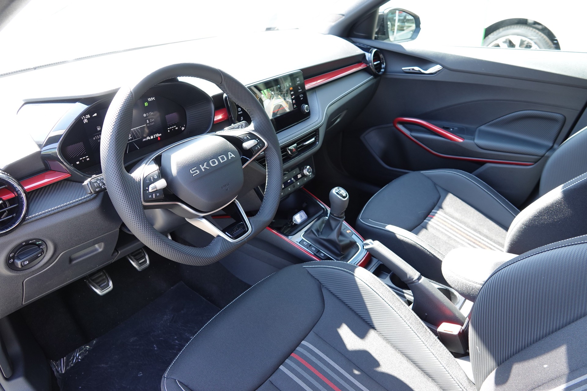 SKODA Fabia 1.0 TSI Monte Carlo - 9