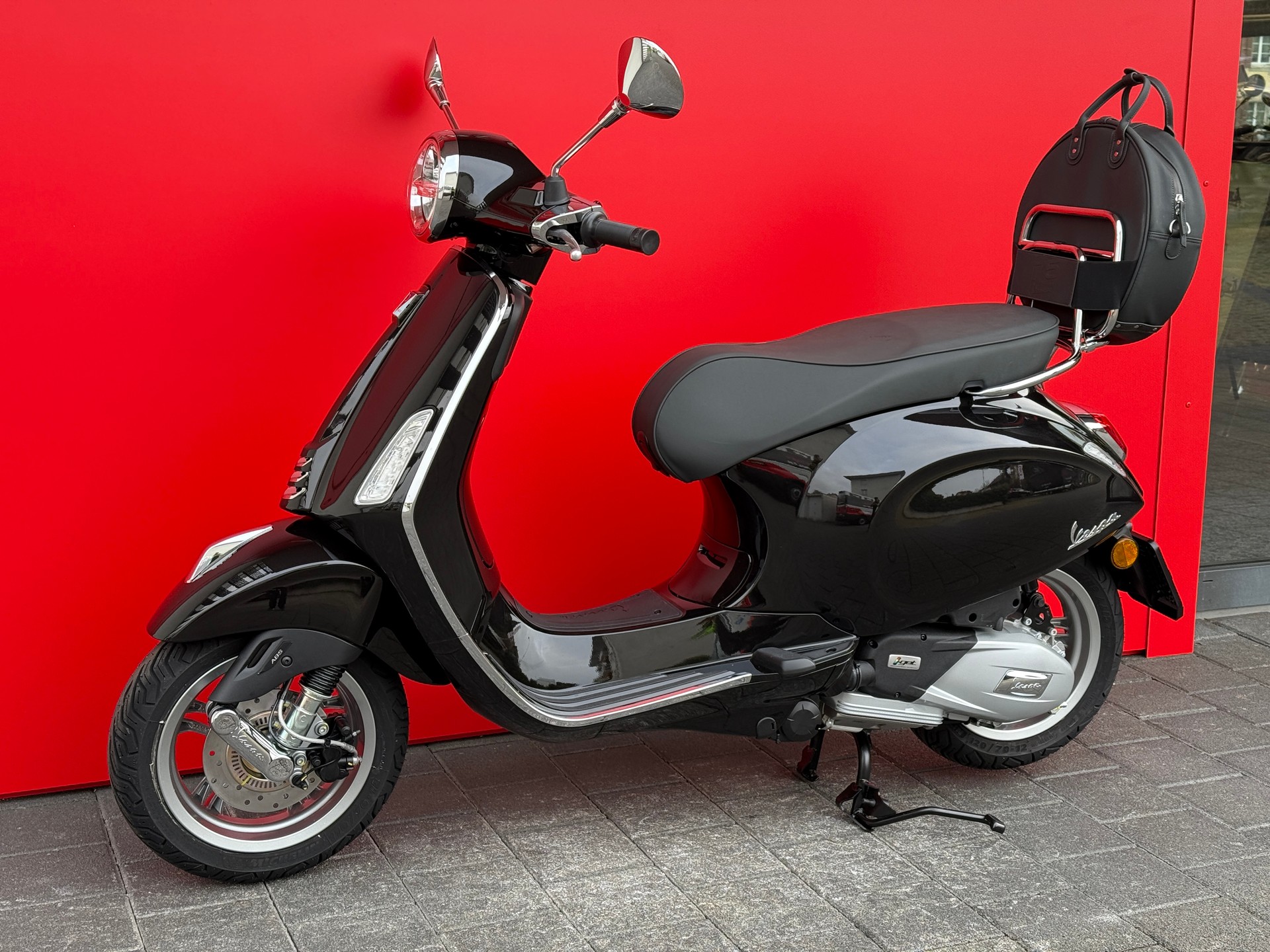 PIAGGIO Vespa 125 Primavera Deluxe Edition - 8