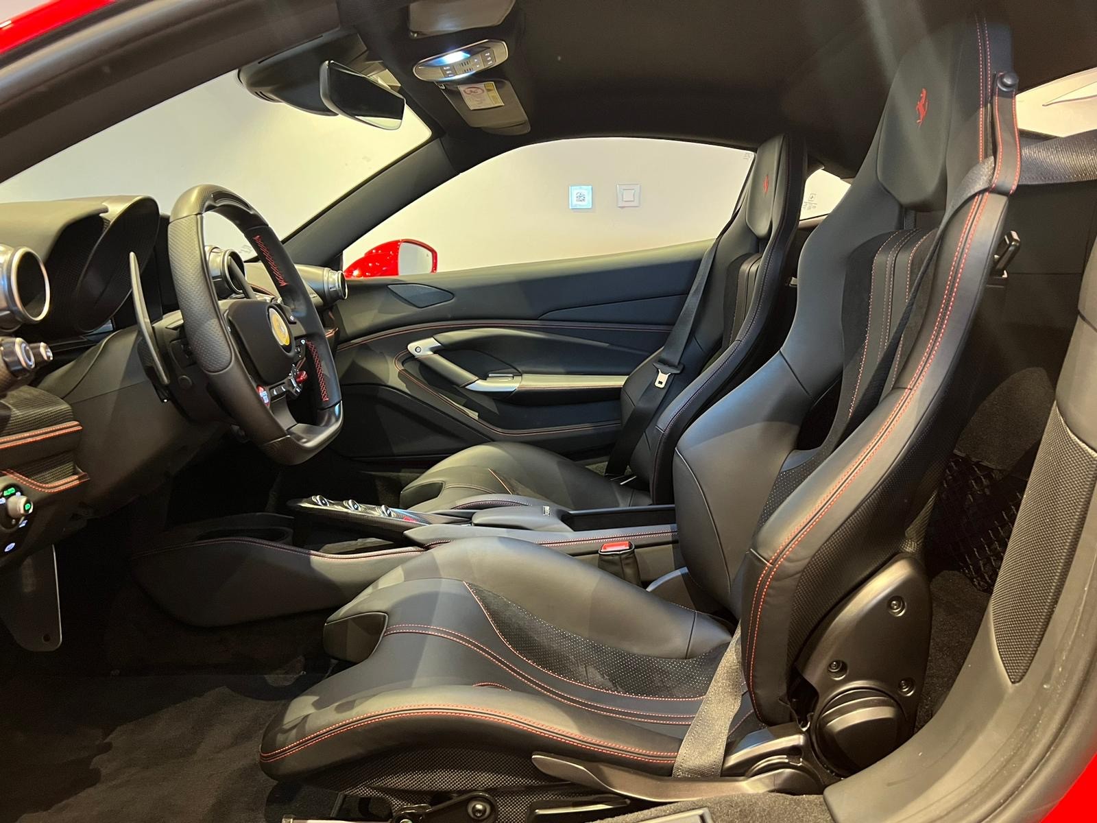 FERRARI F8 Tributo 3.9 Turbo - 15