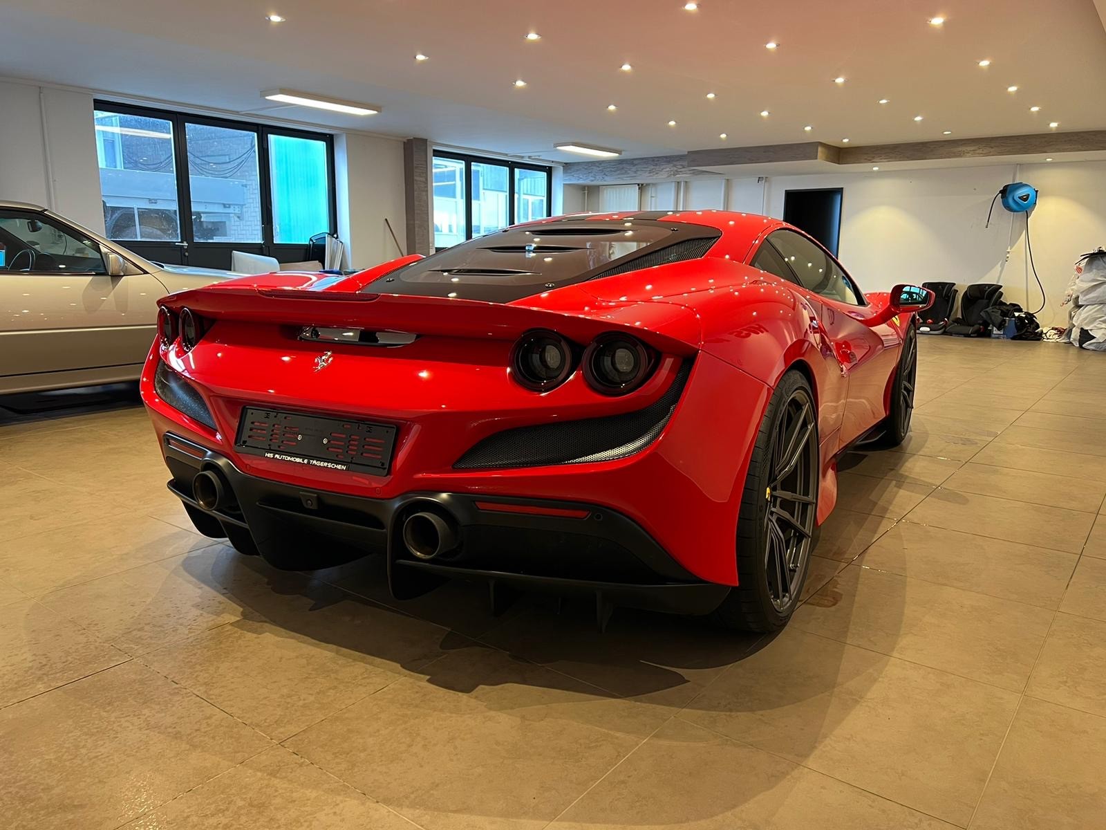 FERRARI F8 Tributo 3.9 Turbo - 6