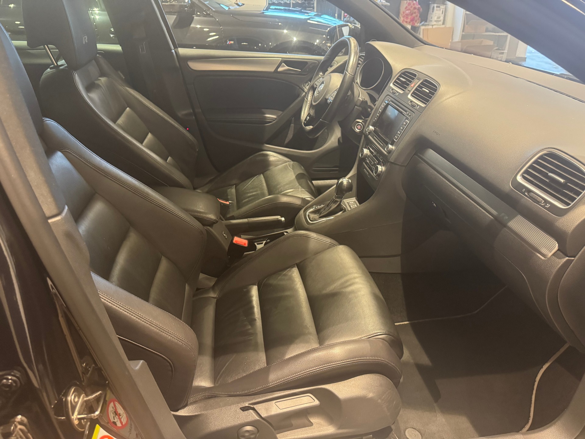 VW Golf VI 2.0 TSI R DSG 4motion - 8