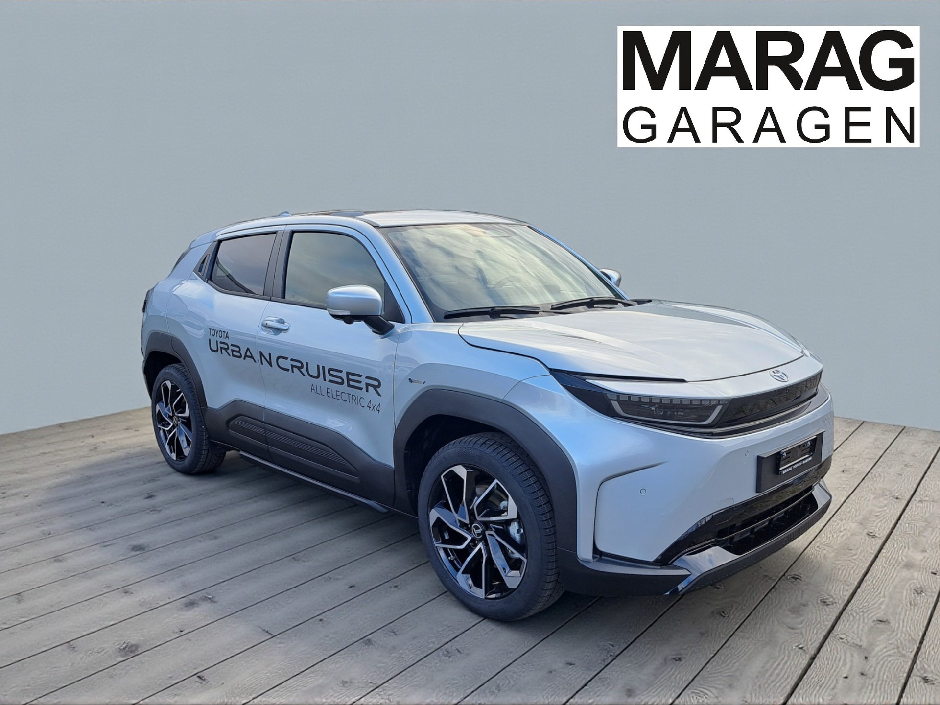 TOYOTA Urban Cruiser 61 kWh Premium AWD - 4