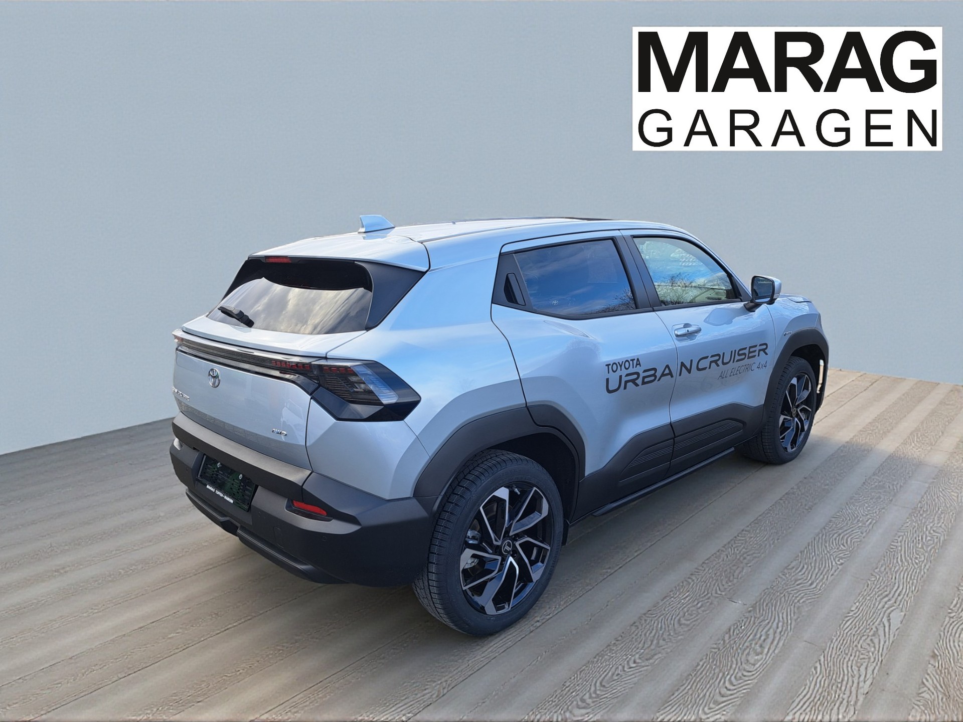 TOYOTA Urban Cruiser 61 kWh Premium AWD - 9