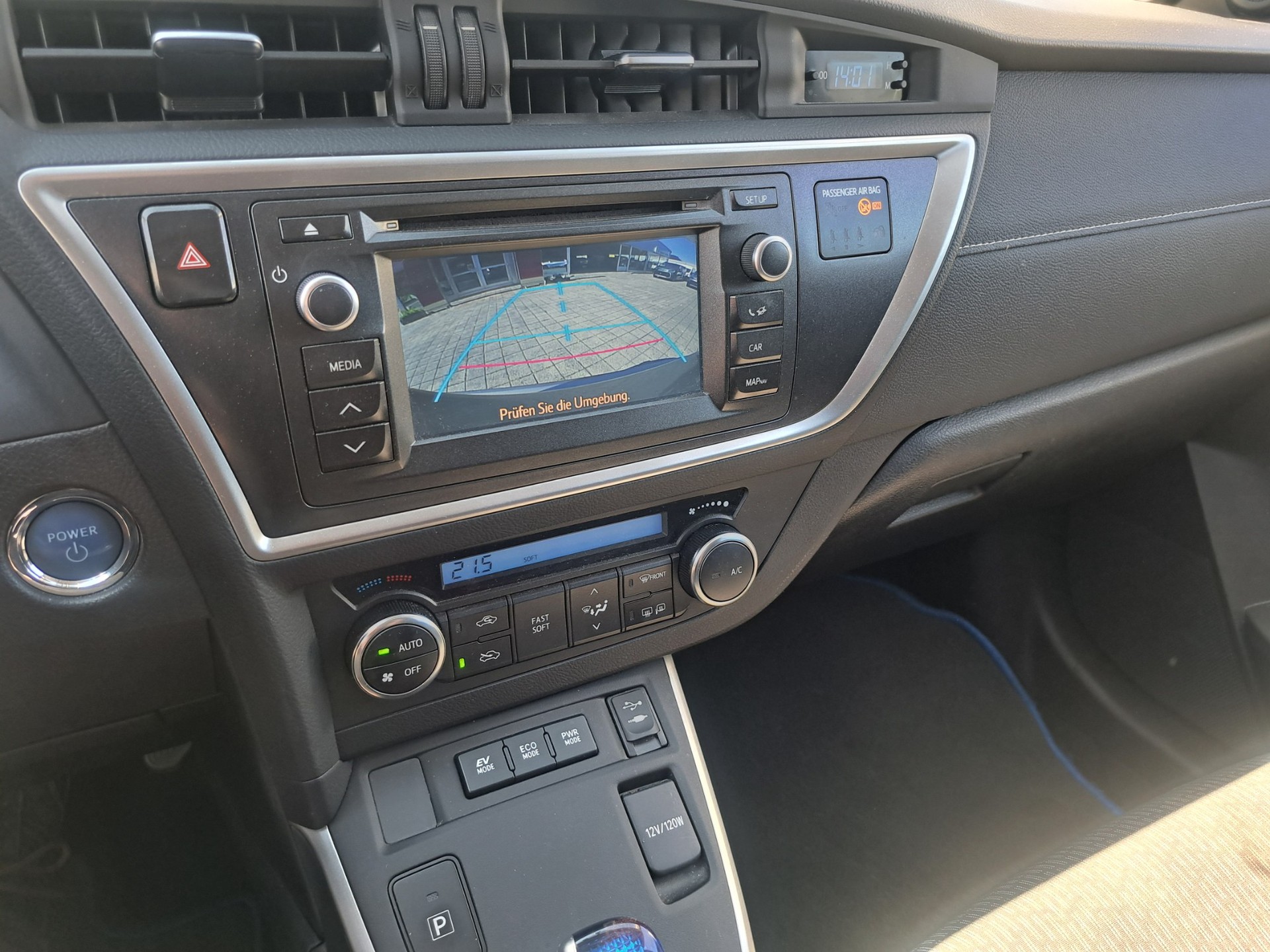 TOYOTA Auris 1.8 16V HSD Linea Trend - 13