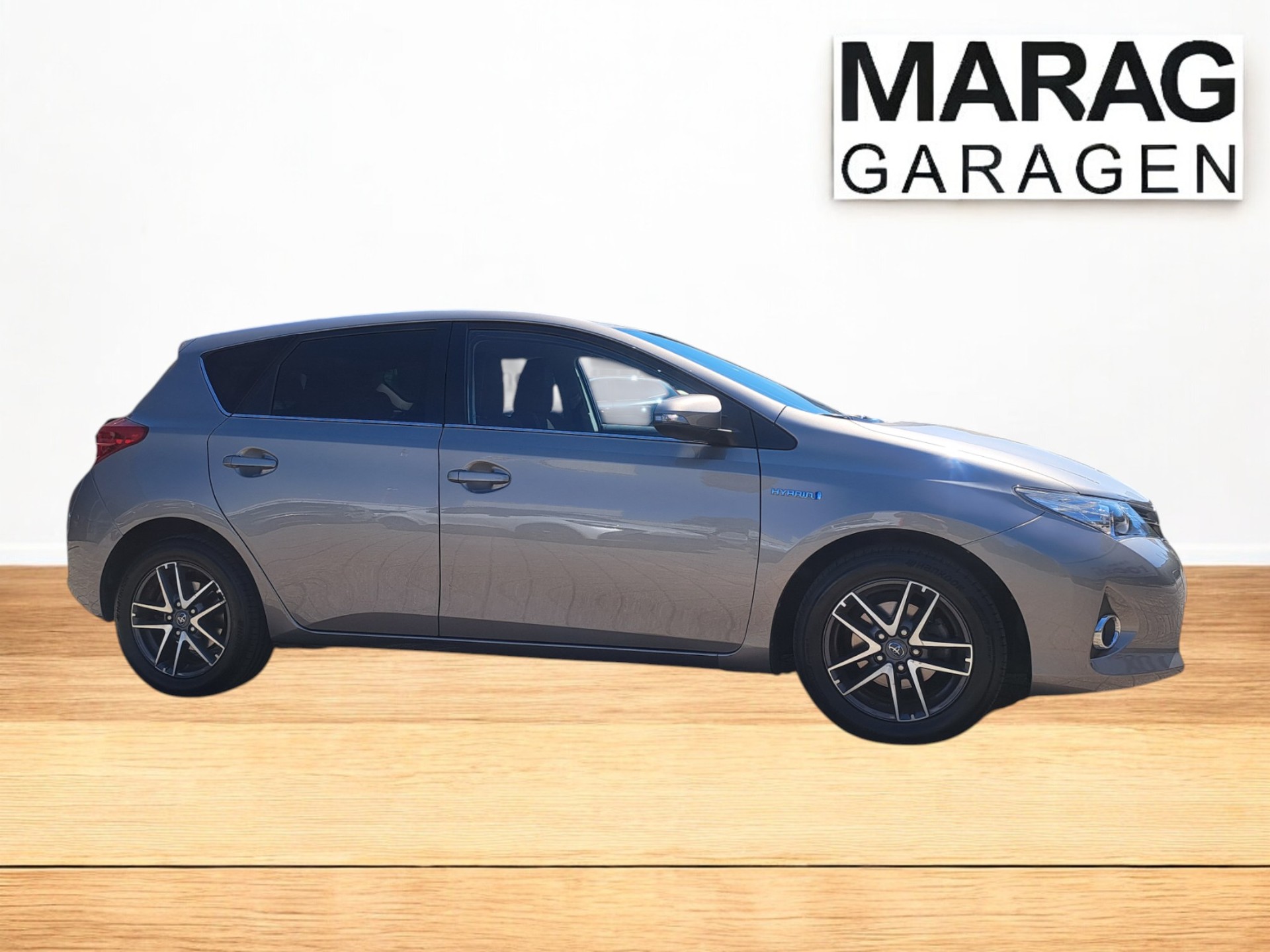 TOYOTA Auris 1.8 16V HSD Linea Trend - 4