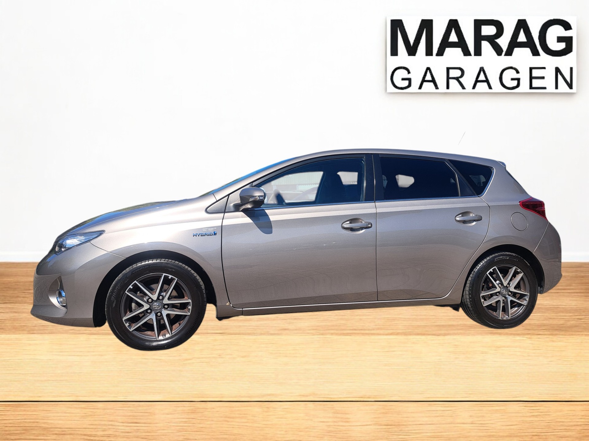 TOYOTA Auris 1.8 16V HSD Linea Trend - 11