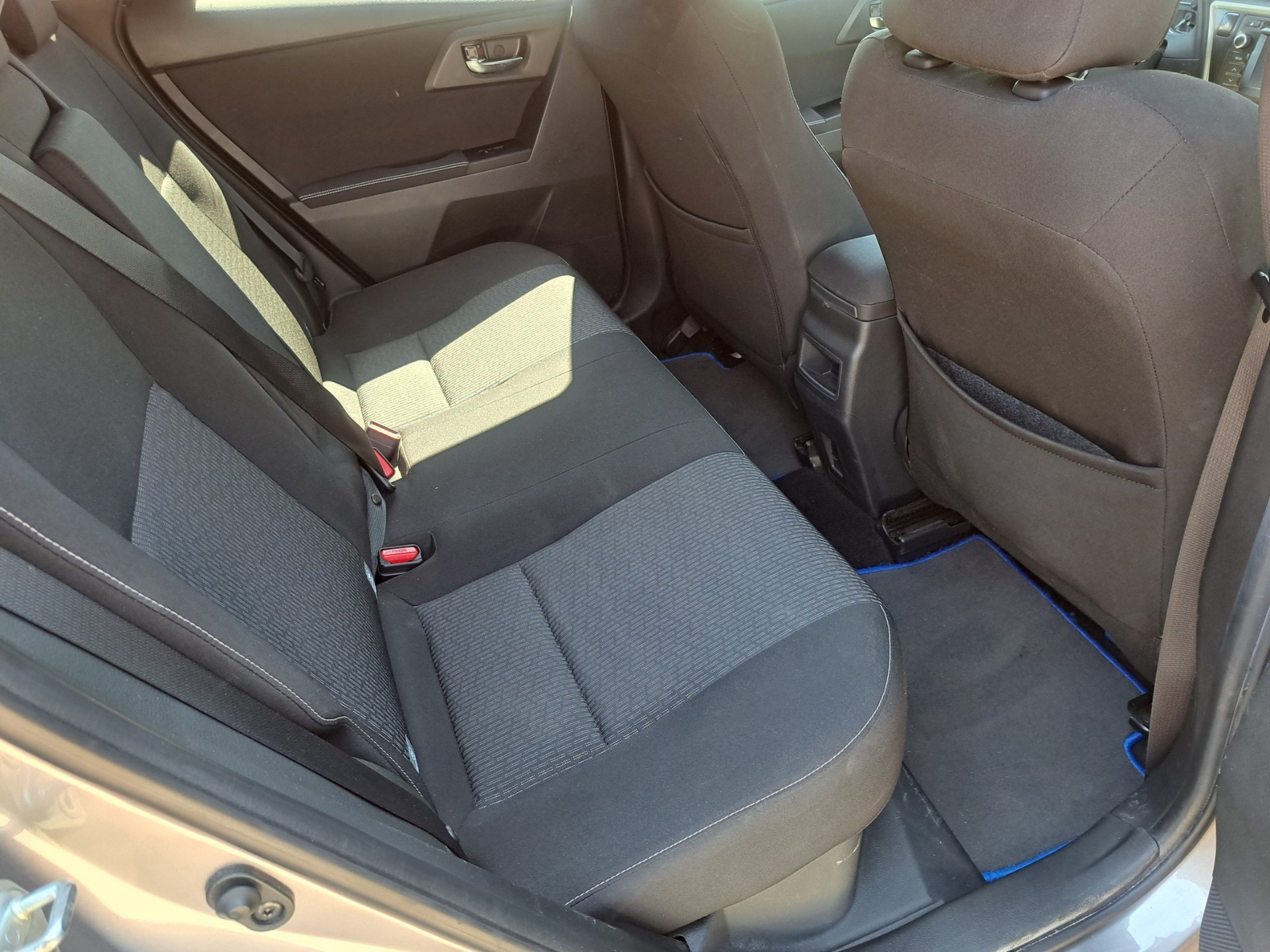 TOYOTA Auris 1.8 16V HSD Linea Trend - 7