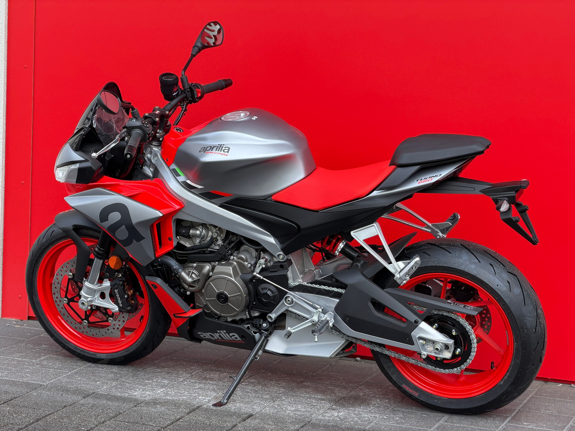 APRILIA Tuono 660 - 12