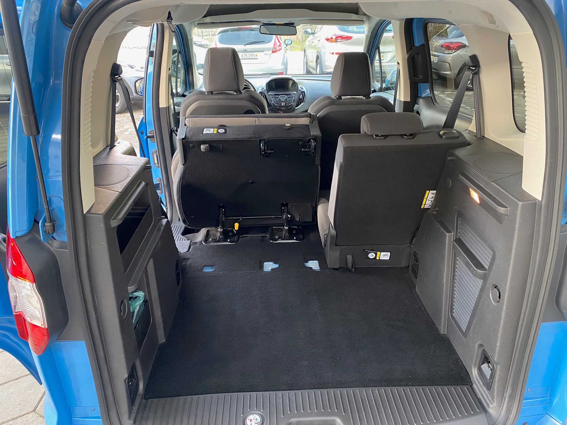 FORD Tourneo Courier 1.0 SCTi Titanium - 7