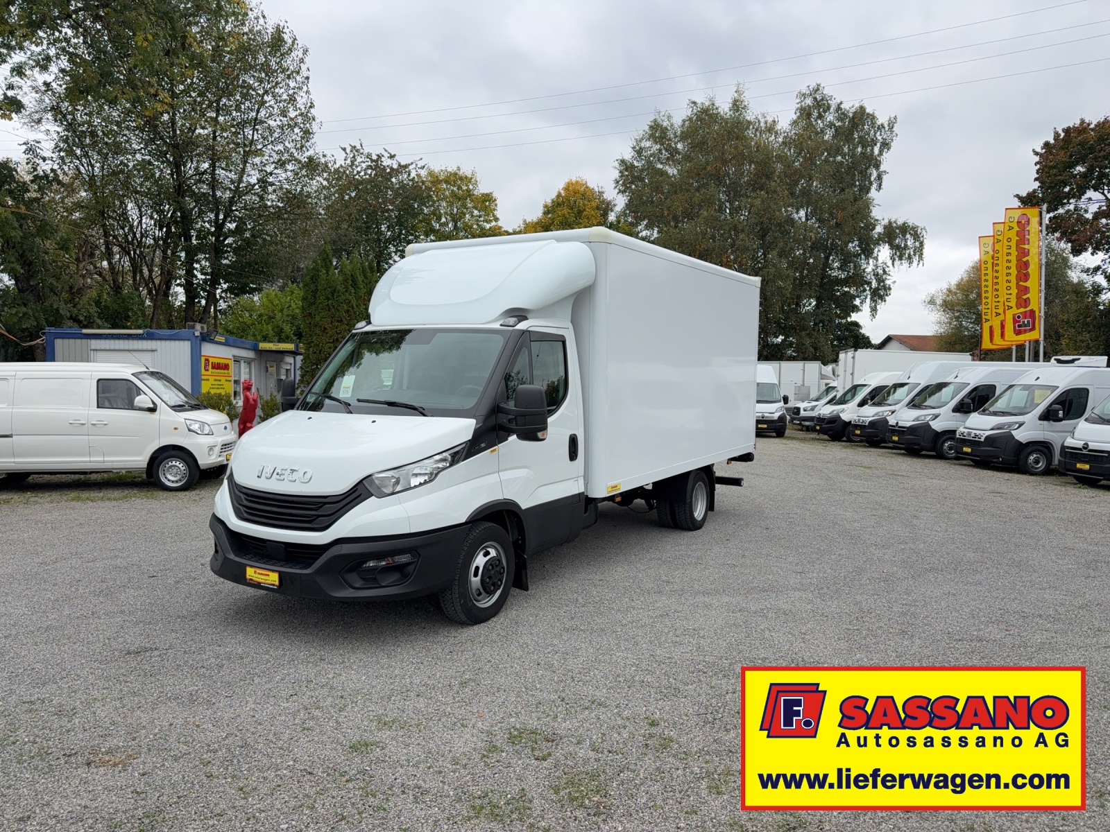 IVECO Daily 35 C 16 Koffer mit Hebebühne
