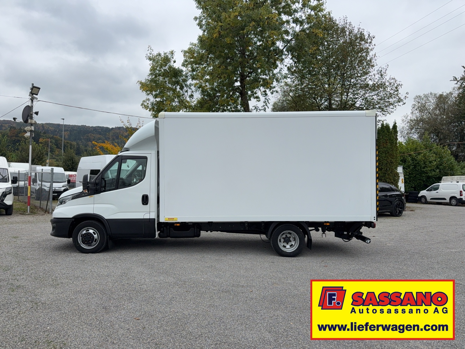 IVECO Daily 35 C 16 Koffer mit Hebebühne - 3