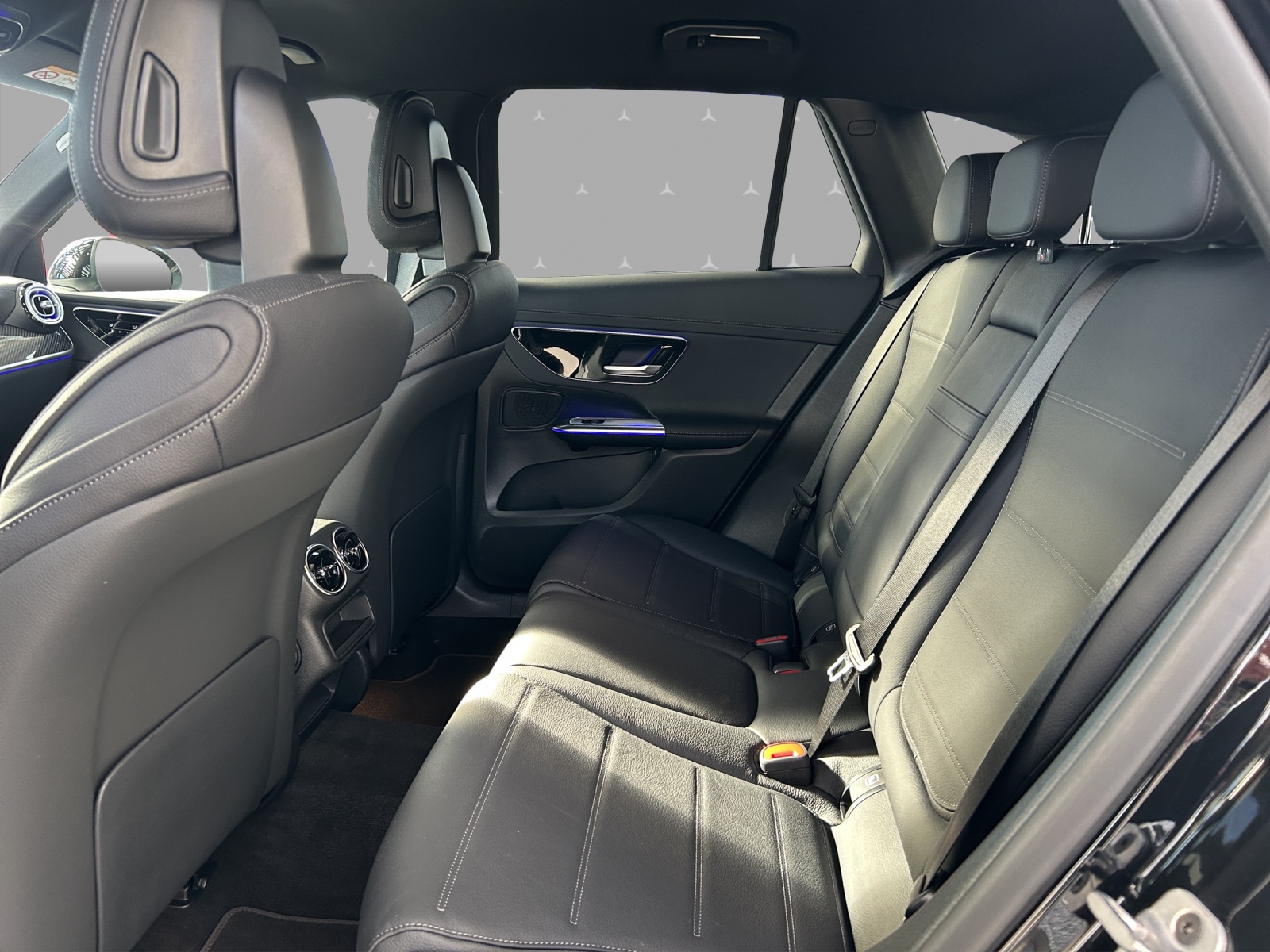 MERCEDES-BENZ GLC 300 4Matic 9G-Tronic - 14