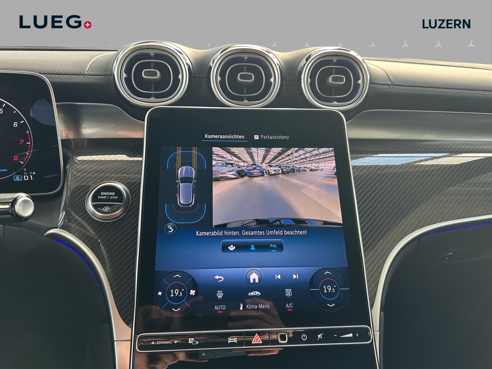 MERCEDES-BENZ GLC 300 4Matic 9G-Tronic - 12