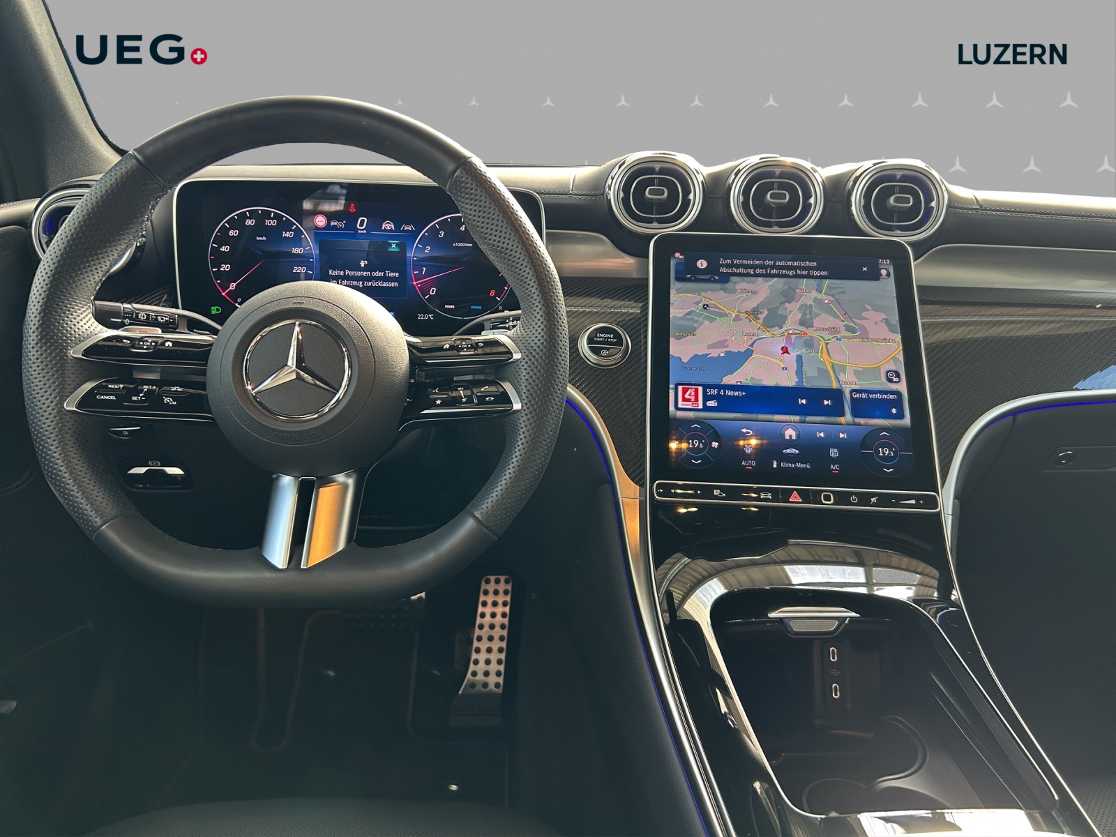 MERCEDES-BENZ GLC 300 4Matic 9G-Tronic - 11