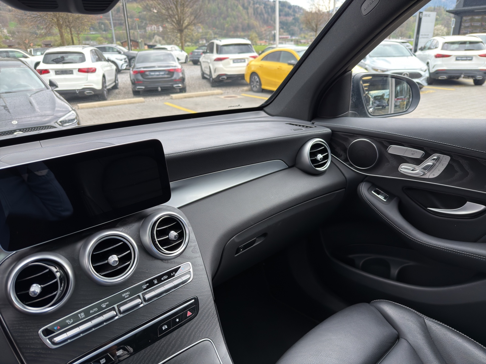 MERCEDES-BENZ GLC 220 d AMG Line 4Matic 9G-Tronic - 10
