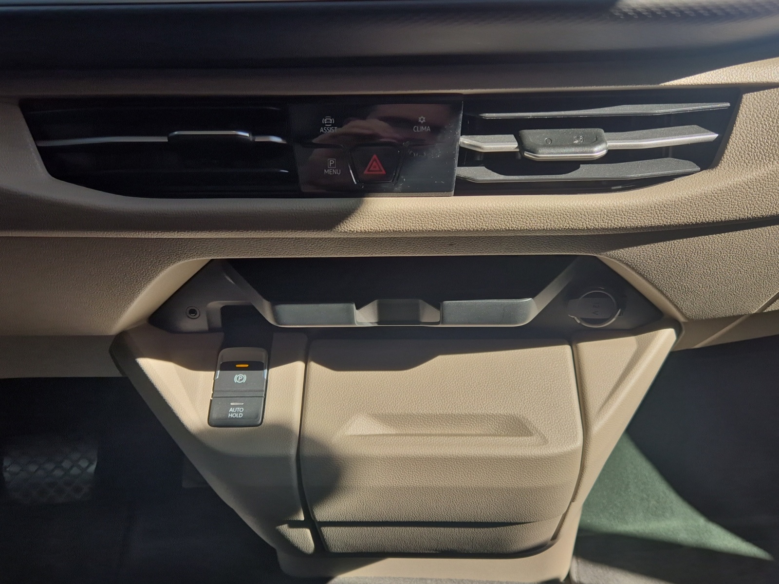 VW Multivan 2.0 TDI Life DSG - 15