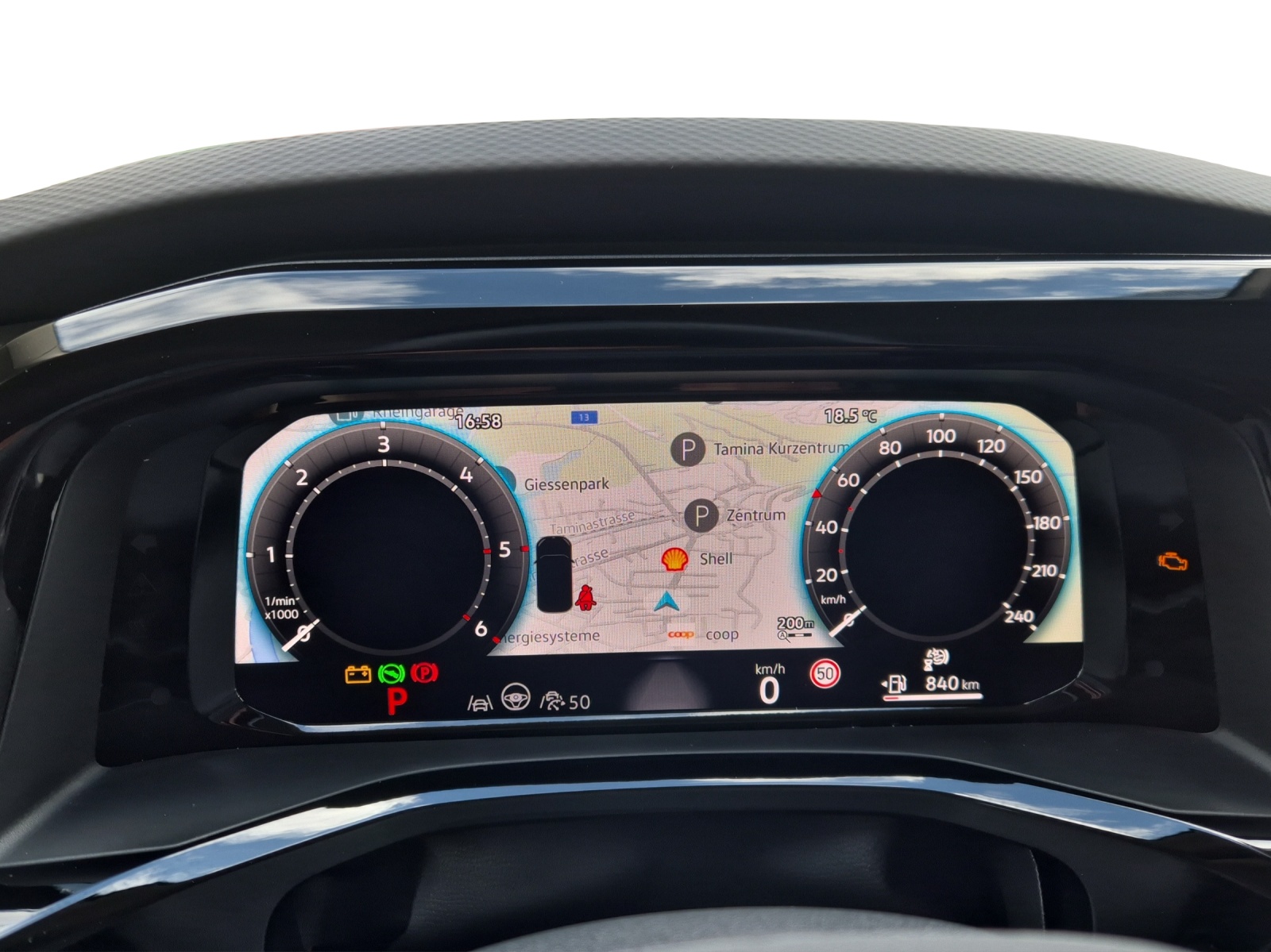 VW Multivan 2.0 TDI Life DSG - 12