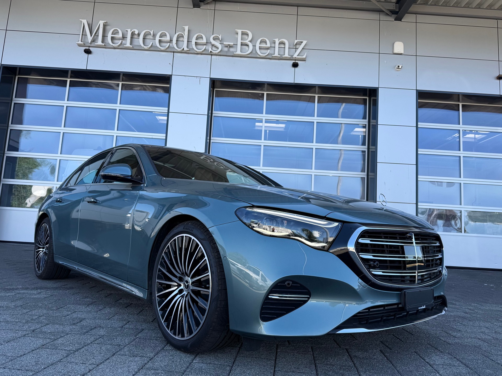 MERCEDES-BENZ E 400 e EXCLUSIVE 4Matic 9G-Tronic