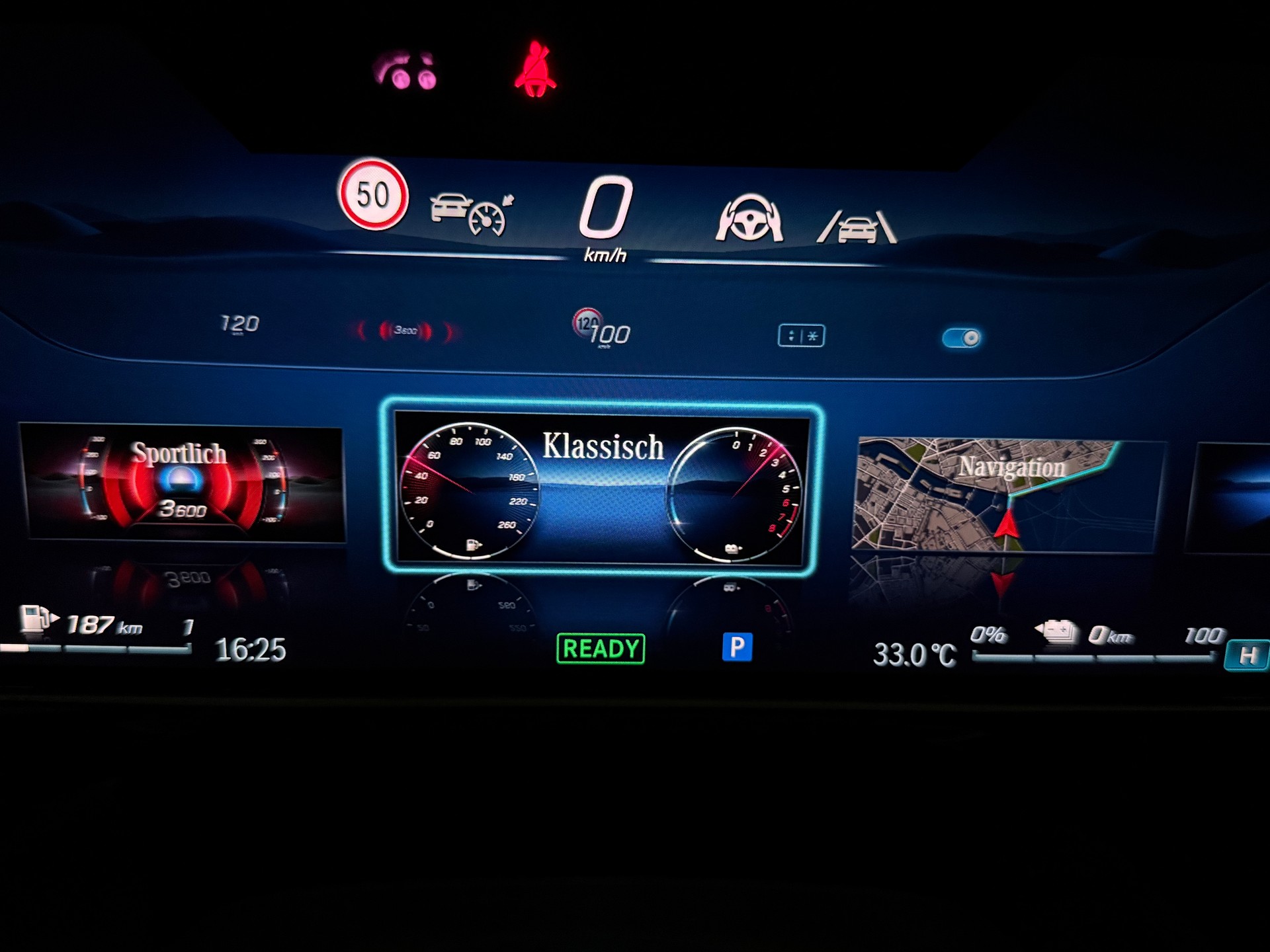 MERCEDES-BENZ E 400 e EXCLUSIVE 4Matic 9G-Tronic - 28