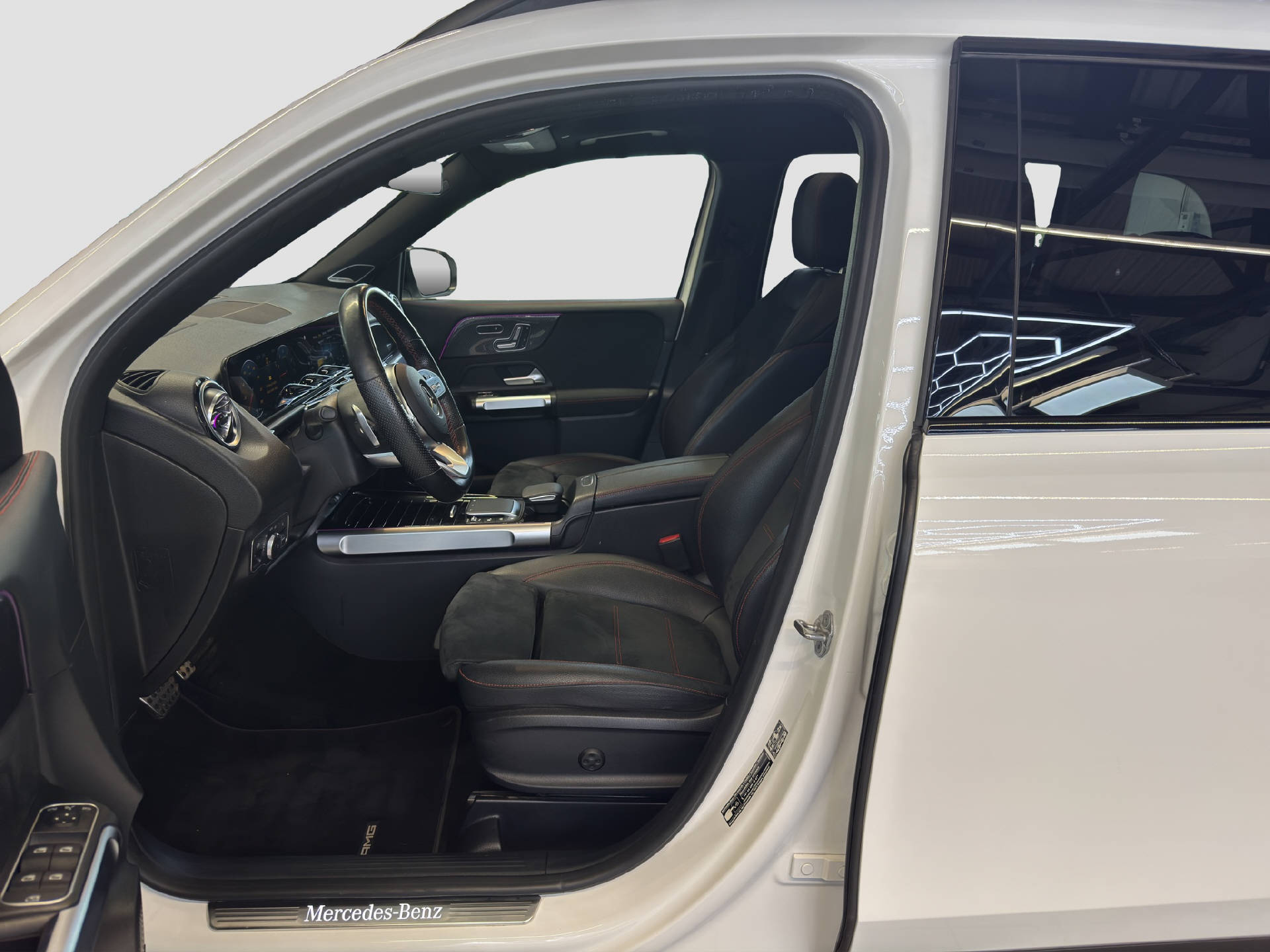 MERCEDES-BENZ GLB 250 AMG Line 4MATIC - 7