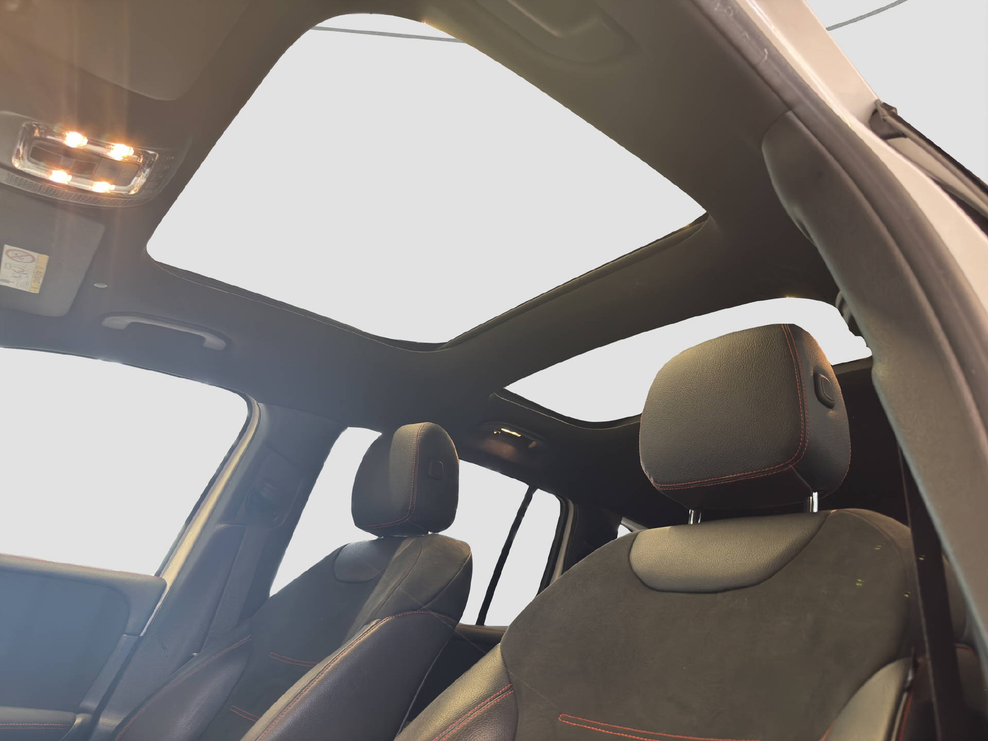 MERCEDES-BENZ GLB 250 AMG Line 4MATIC - 12