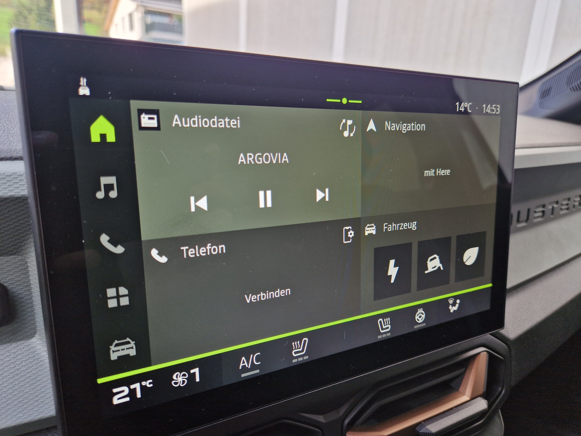 DACIA Duster HEV 140 Extreme - 11