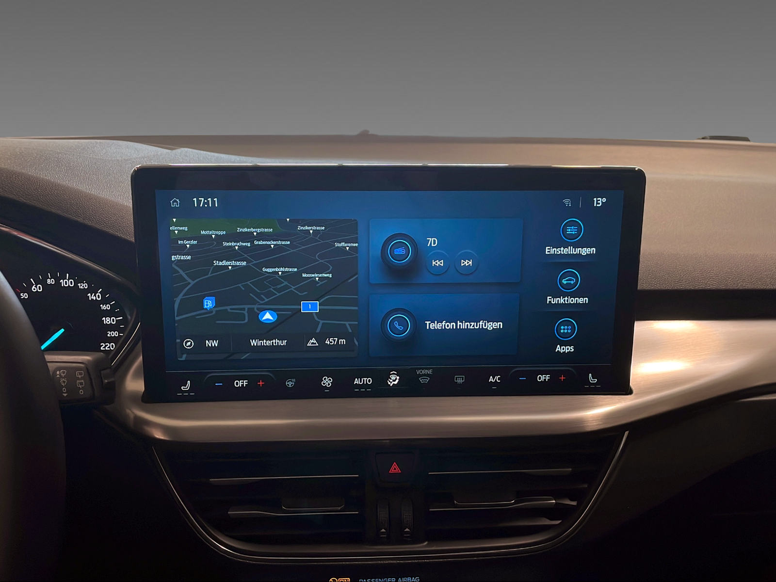 FORD Focus Station Wagon 1.0i EcoB Hybrid 155 Titanium - 9