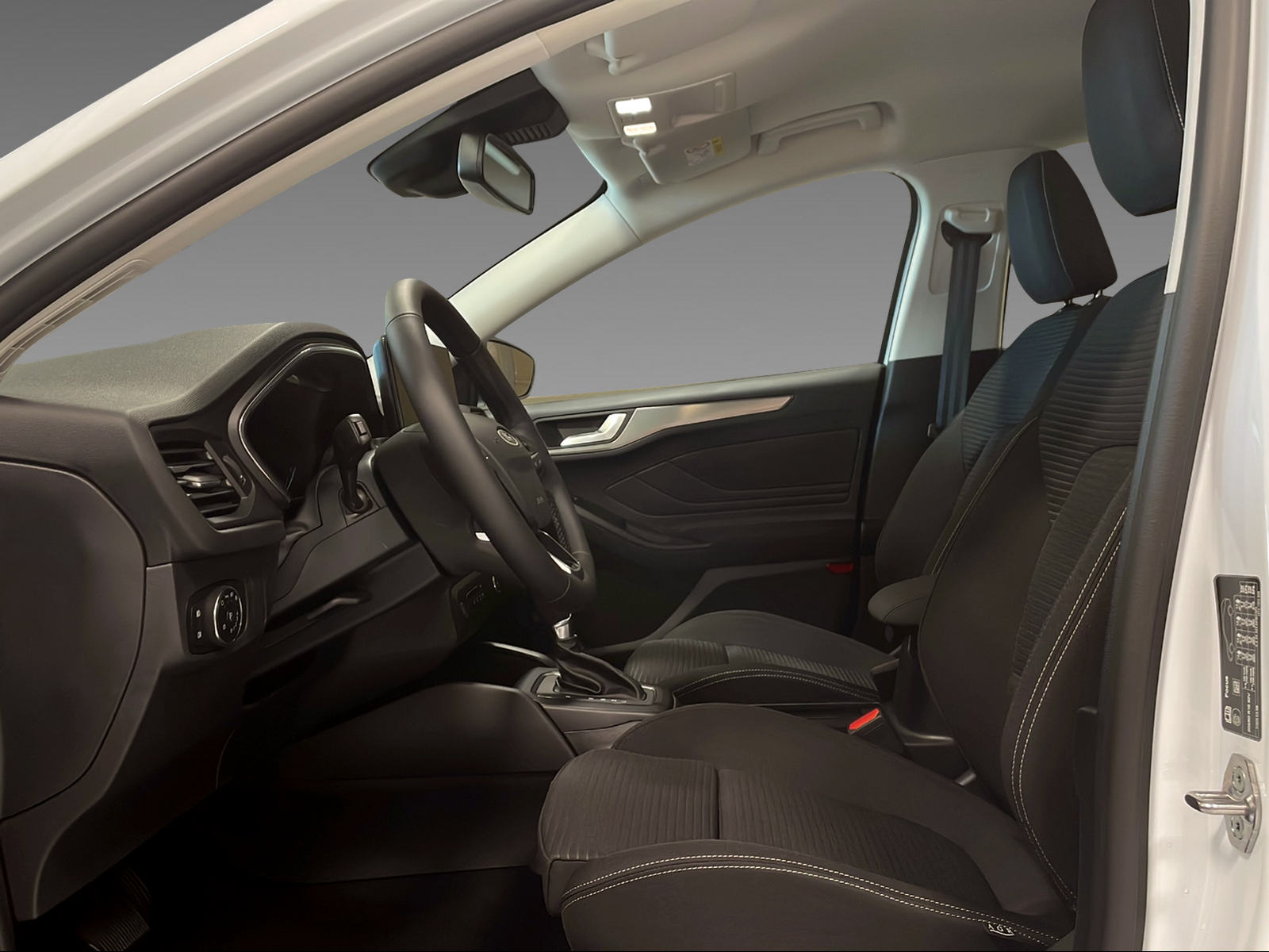 FORD Focus Station Wagon 1.0i EcoB Hybrid 155 Titanium - 6