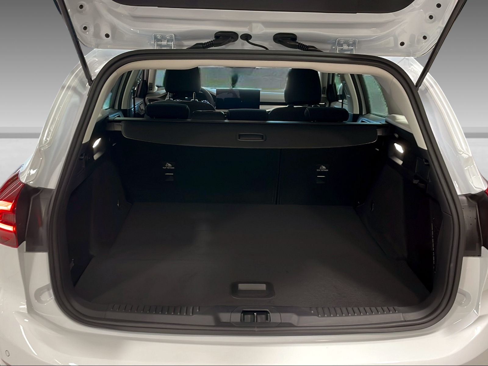 FORD Focus Station Wagon 1.0i EcoB Hybrid 155 Titanium - 13