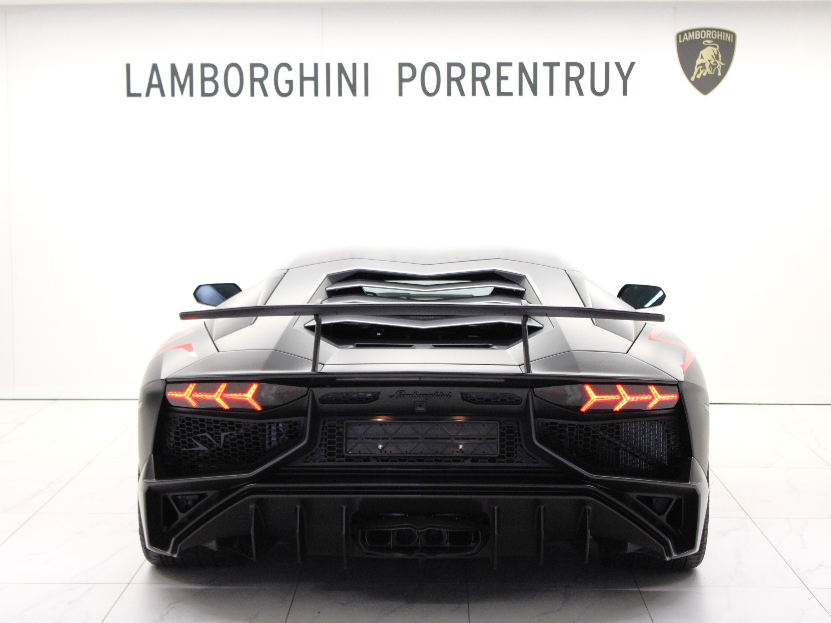 Aventador LP750-4 Superveloce Coupé E-Gear thumbnail n°3