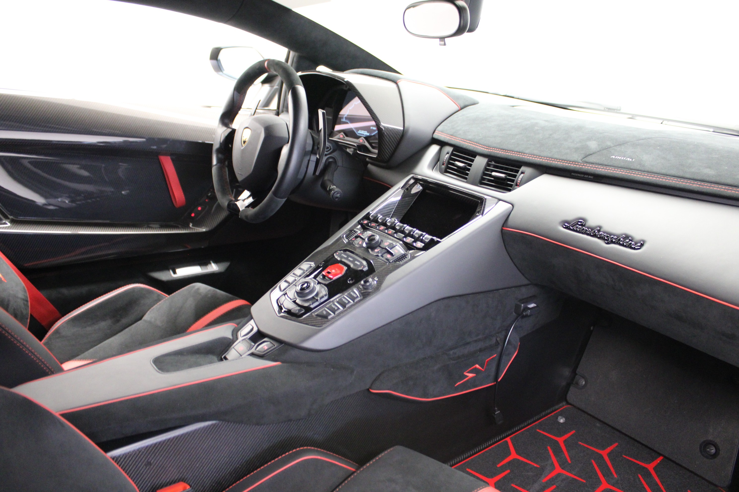 Aventador LP750-4 Superveloce Coupé E-Gear thumbnail n°5