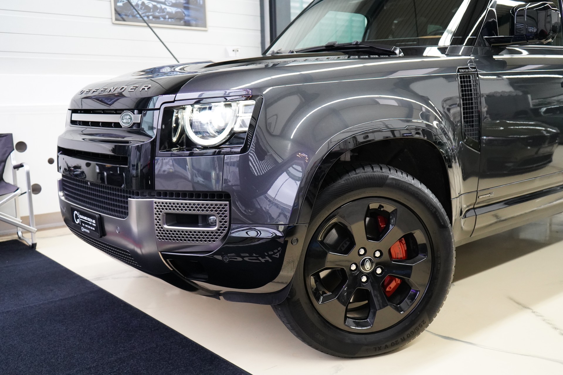 LAND ROVER Defender 110 3.0 D I6 300 X-Dynamic HSE AWD AT8 - 4