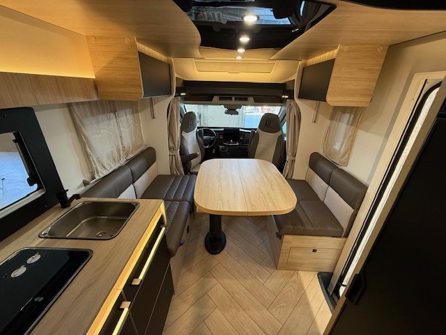 CHALLENGER 318 Graphite Edition Ford - 13