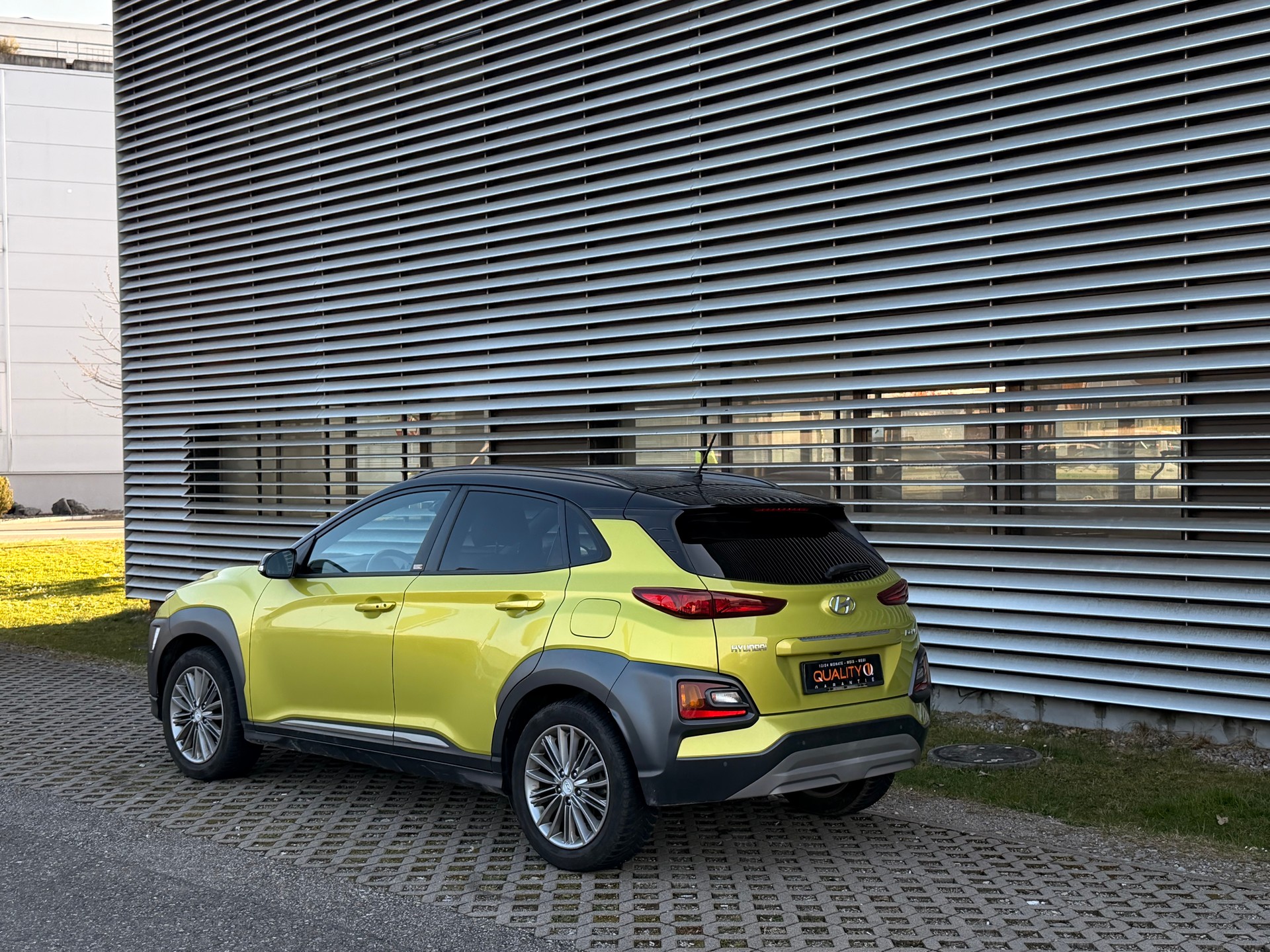 HYUNDAI Kona 1.0 T-GDi Launch Plus 2WD - 4