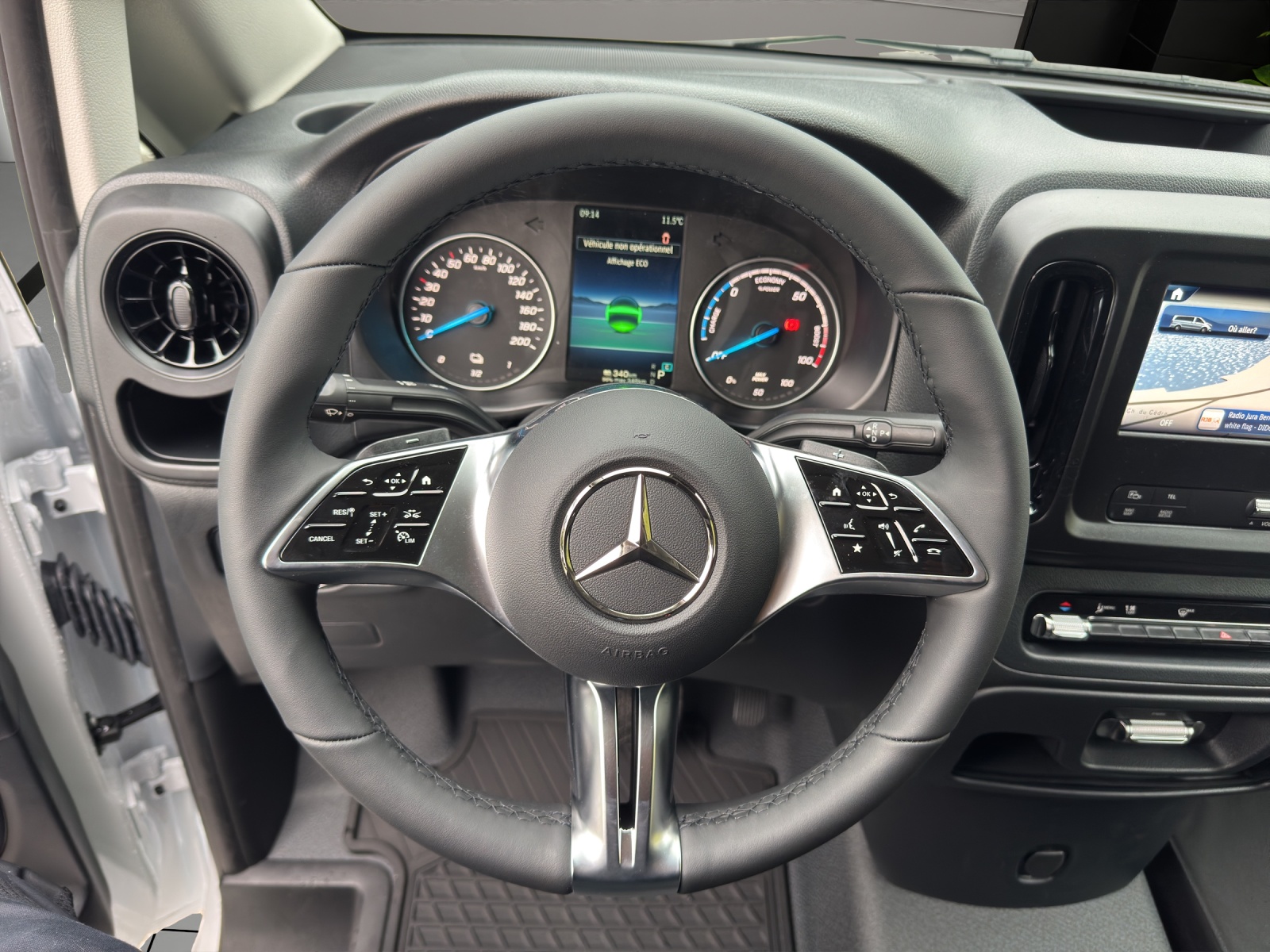 MERCEDES-BENZ eVito 129 Lang Profesional - 13