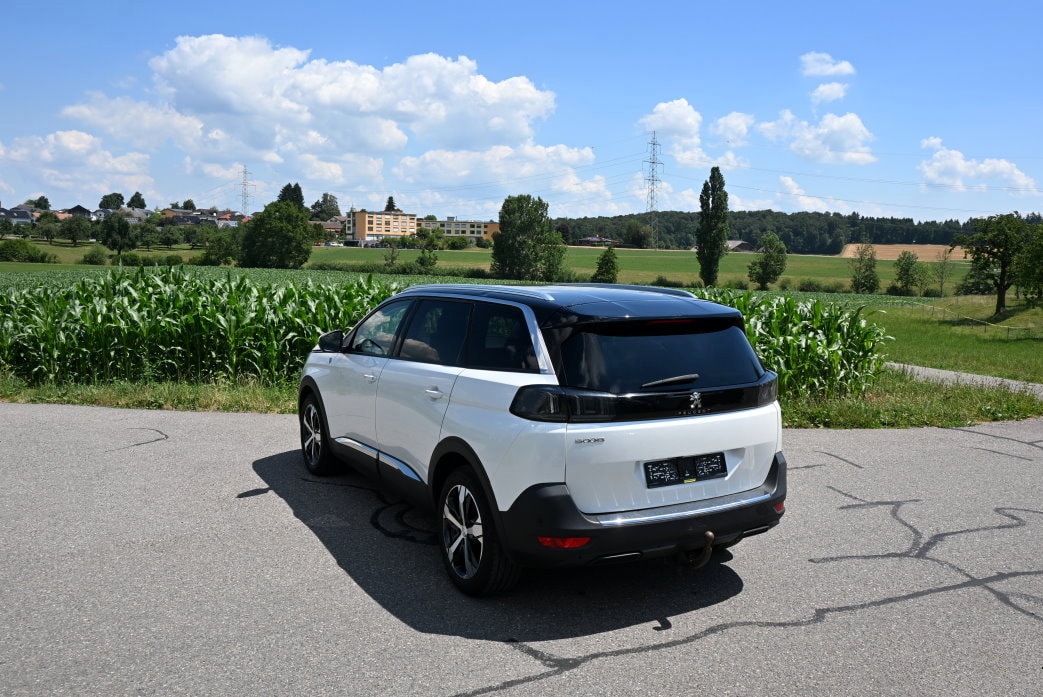 PEUGEOT 5008 1.5 BlueHDi Road Trip EAT8 - 4