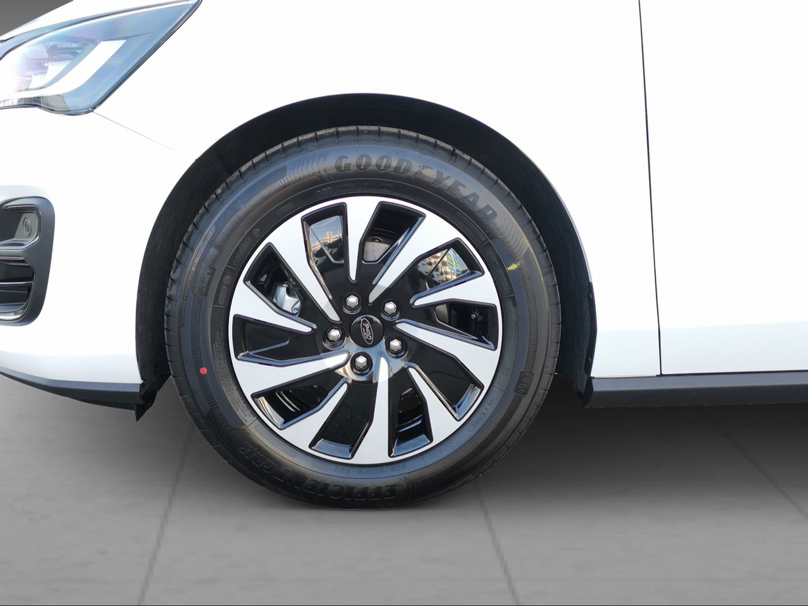 FORD Focus Station Wagon 1.0i EcoB Hybrid 155 Titanium - 15