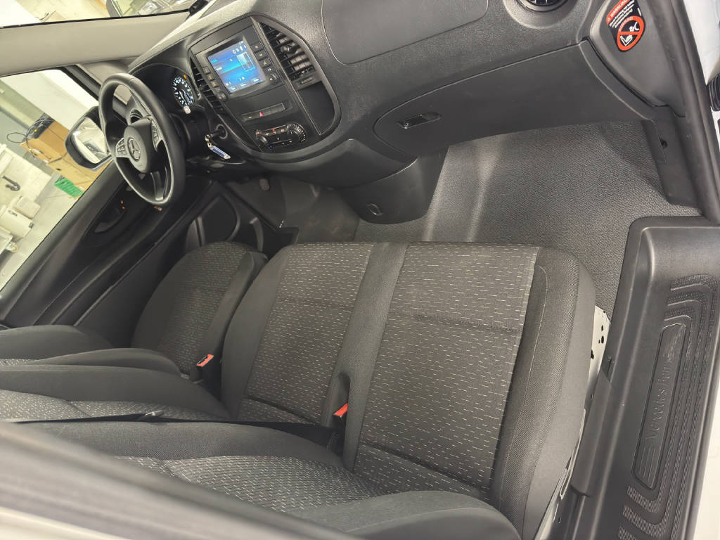 MERCEDES-BENZ eVito 112 KA L 60 kWh - 11