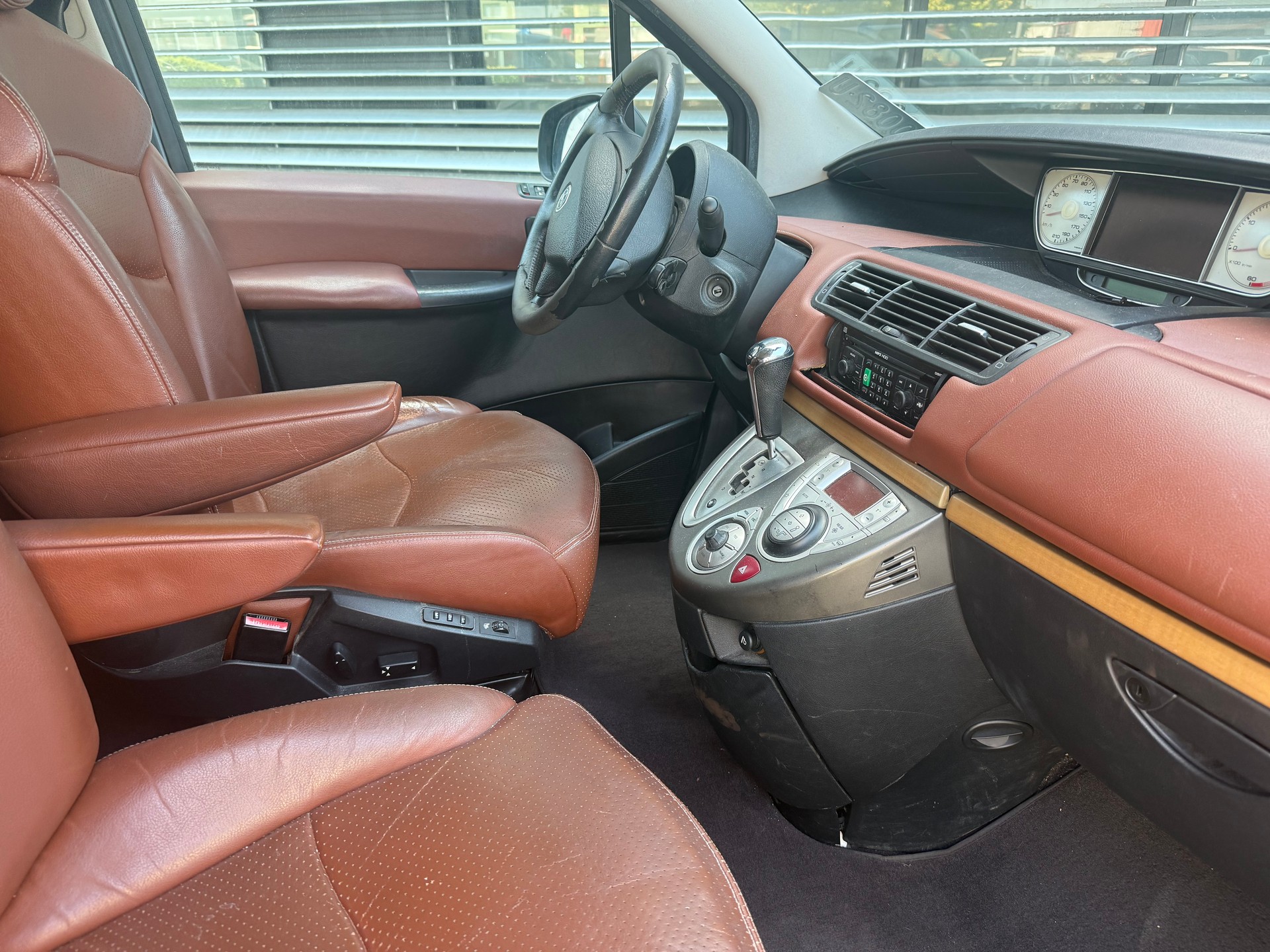 LANCIA Phedra 2.2 JTD 16V Platino Automatic - 8