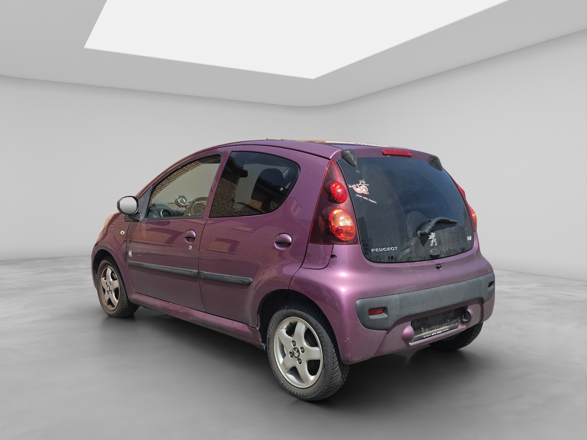 PEUGEOT 107 4