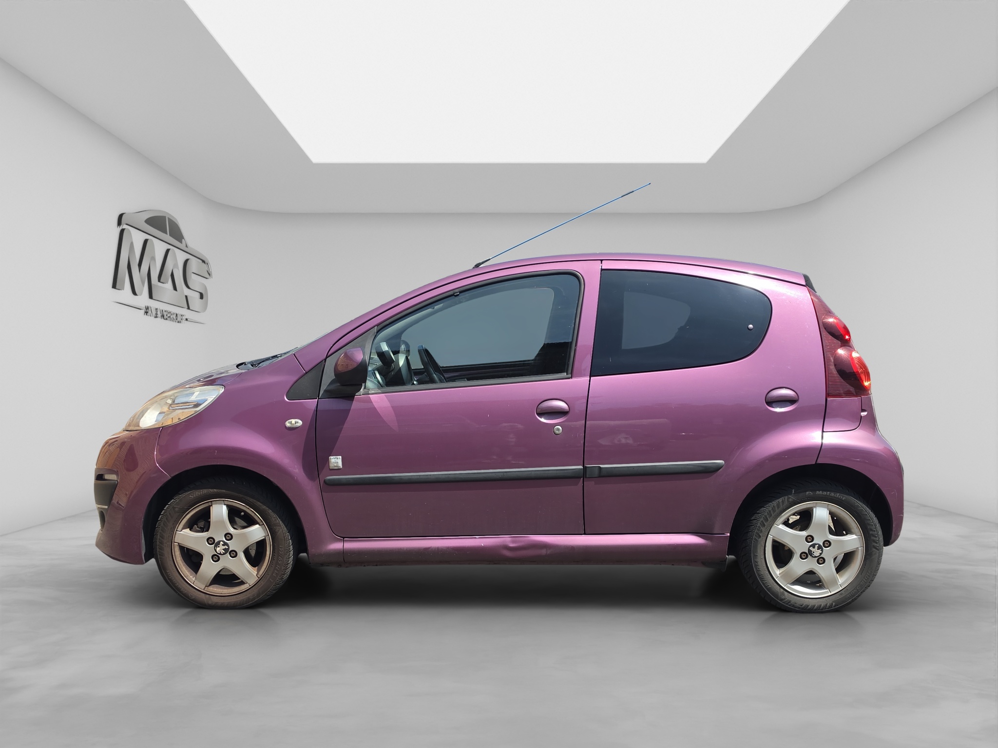 PEUGEOT 107 3