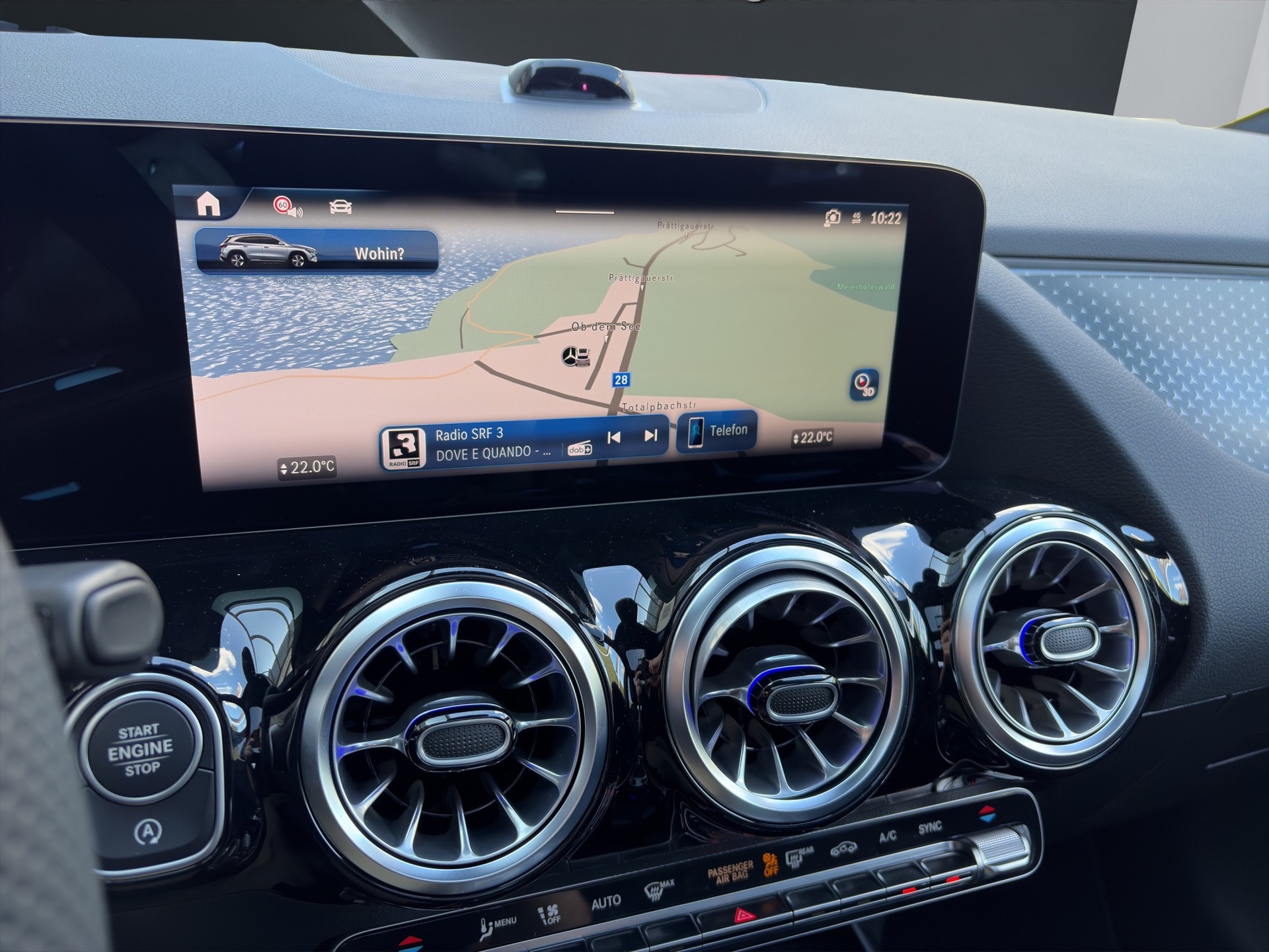 MERCEDES-BENZ GLA 250 Swiss Star AMG Line 4matic - 13