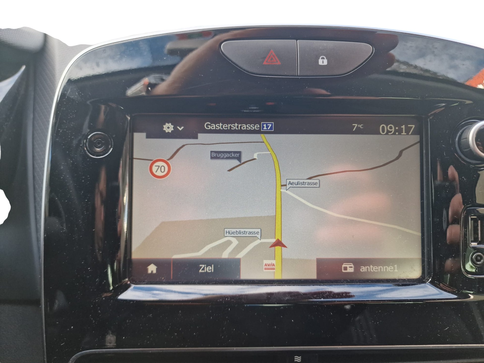 RENAULT Clio 1.2 16V T GT Line 12Mt Gara MFK Neu - 22